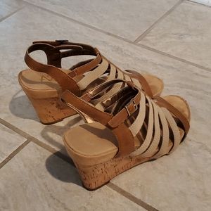 Aerosales womens wedge size 8